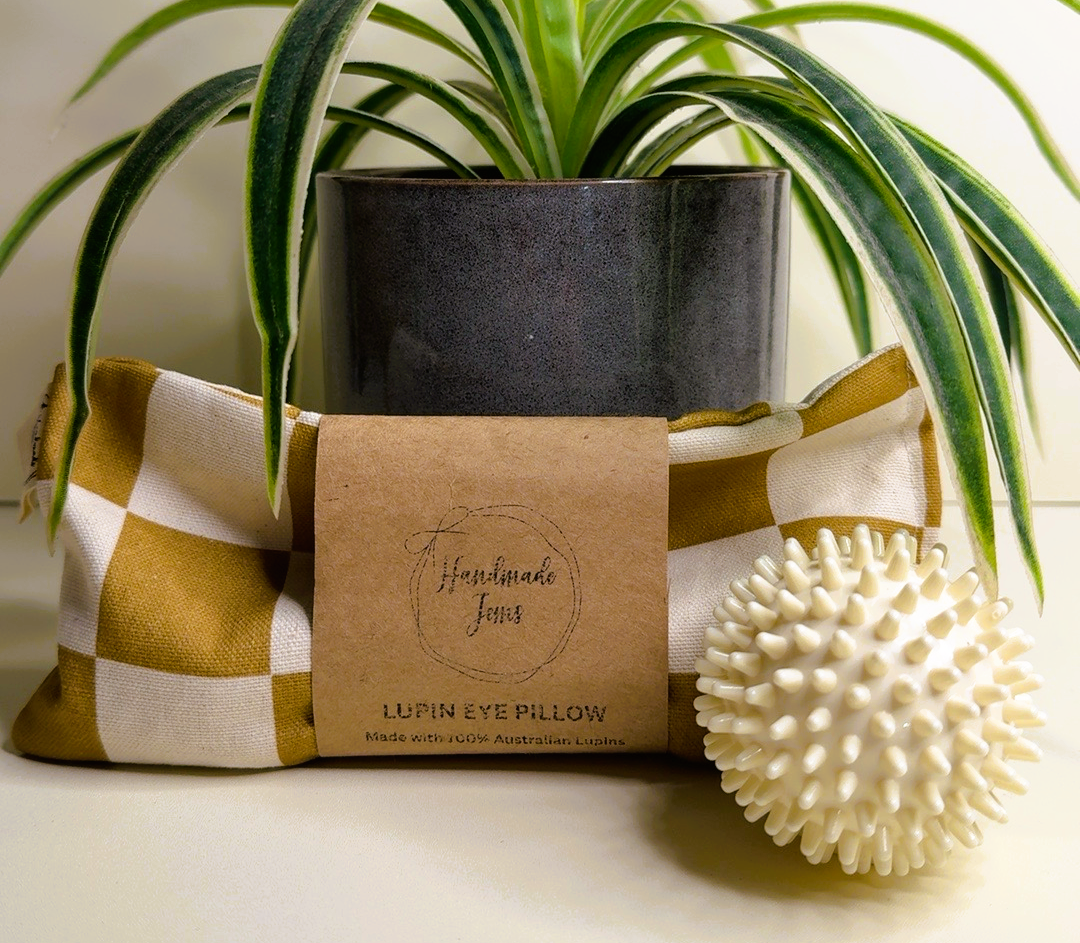 Style My Senses Gift Box – pillow mist and bath ball relaxation treats